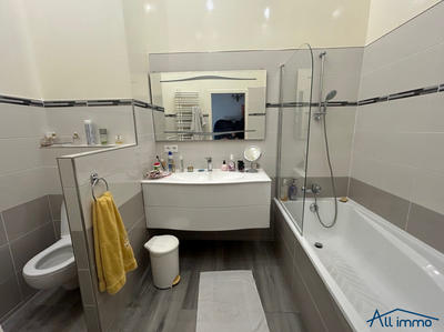 Maison - 268 m² - 5 pièces