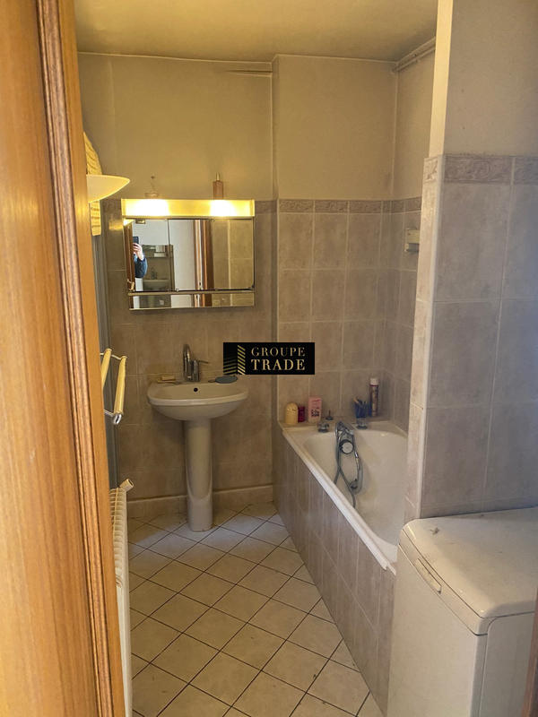 Appartement - 85 m² - 3 pièces