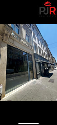 Local commercial - 213 m²