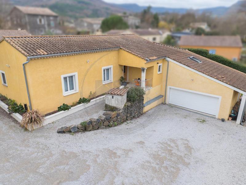 Villa - 150 m² - 6 pièces