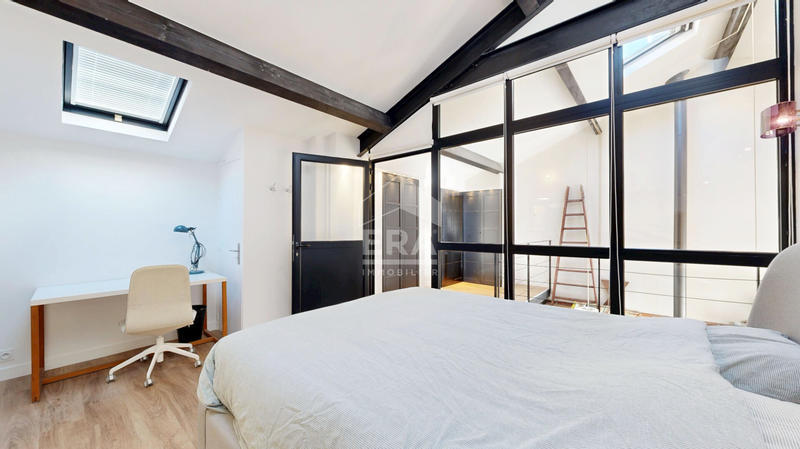 Appartement - 225 m² - 6 pièces