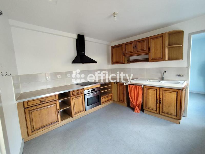 Maison - 194 m² - 8 pièces