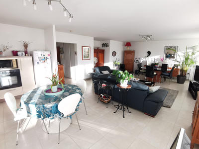 Appartement - 84 m² - 3 pièces