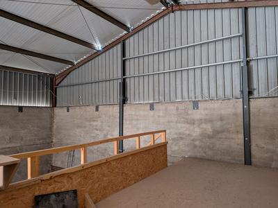 Entrepôt - 366 m² - 1 pièce
