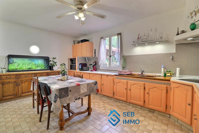 Maison - 143 m² - 5 pièces