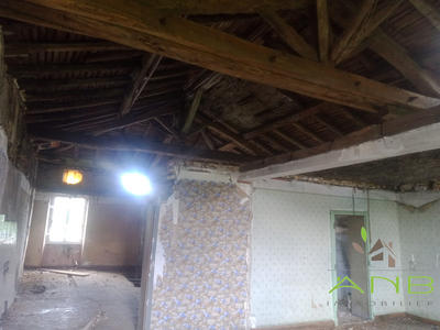 Maison ancienne - 270 m² - 1 pièce