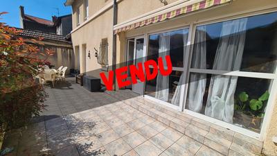 Appartement - 98 m² - 3 pièces