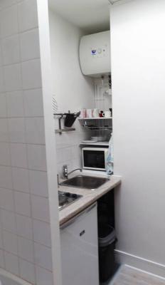 Studio - 9 m² - 1 pièce