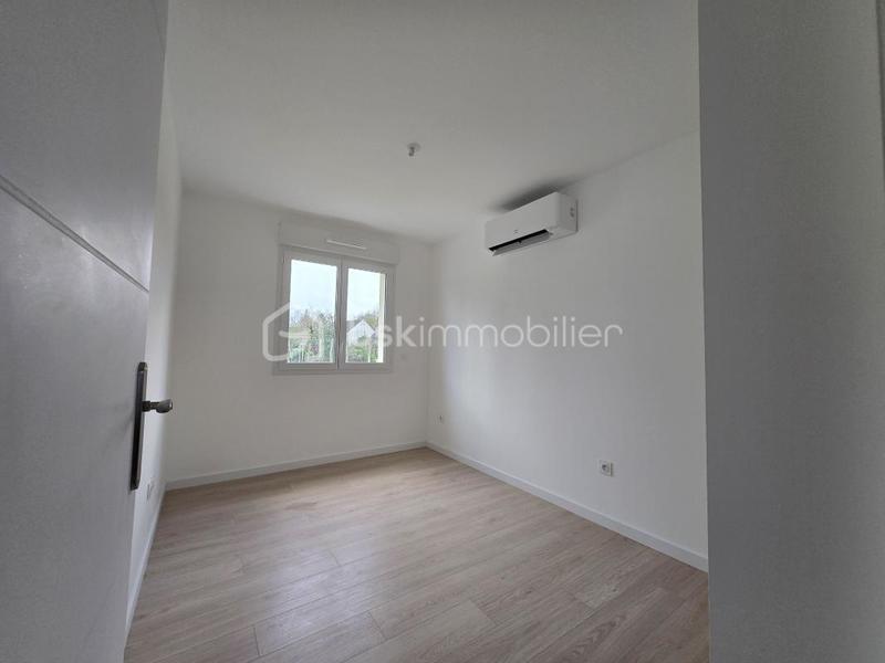 Pavillon - 93 m² - 5 pièces