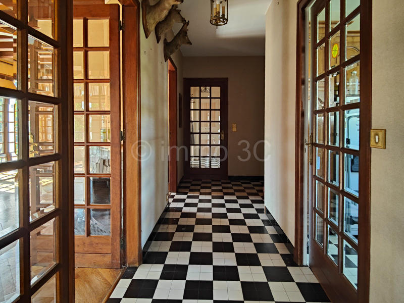 Maison de village - 203 m² - 9 pièces