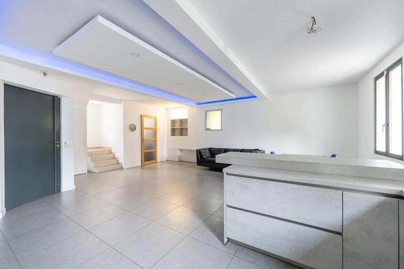 Maison - 122 m² - 5 pièces