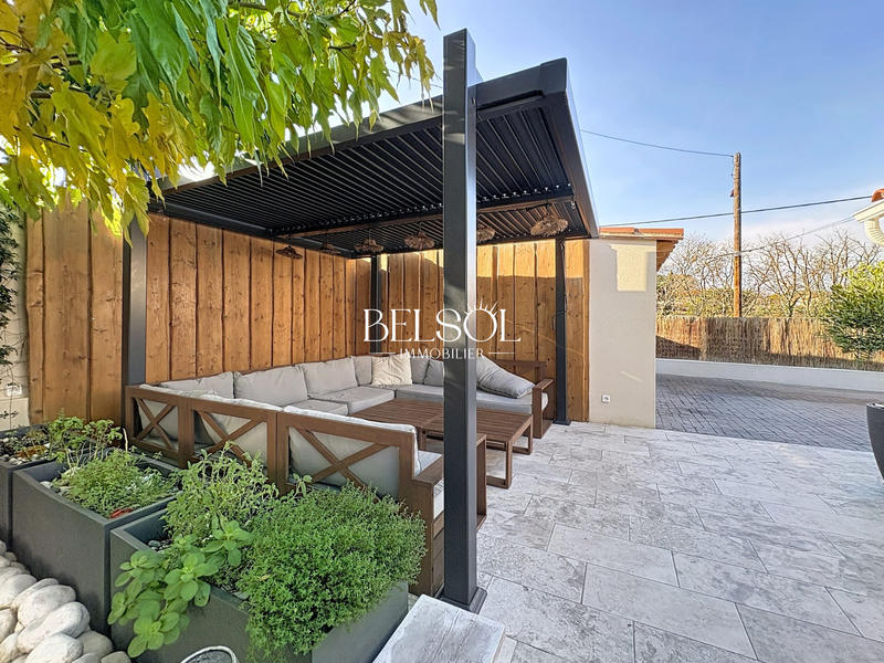 Maison - 127 m² - 5 pièces