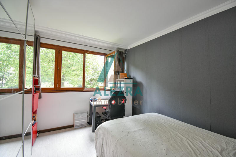 Appartement - 86 m² - 4 pièces