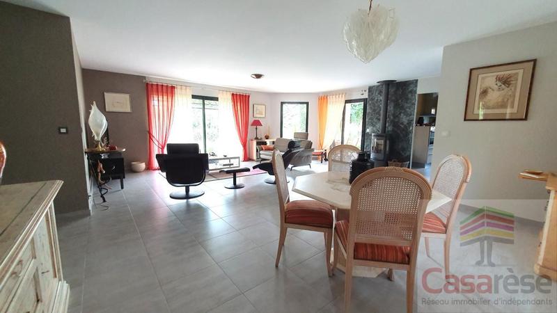 Maison - 163 m² - 5 pièces
