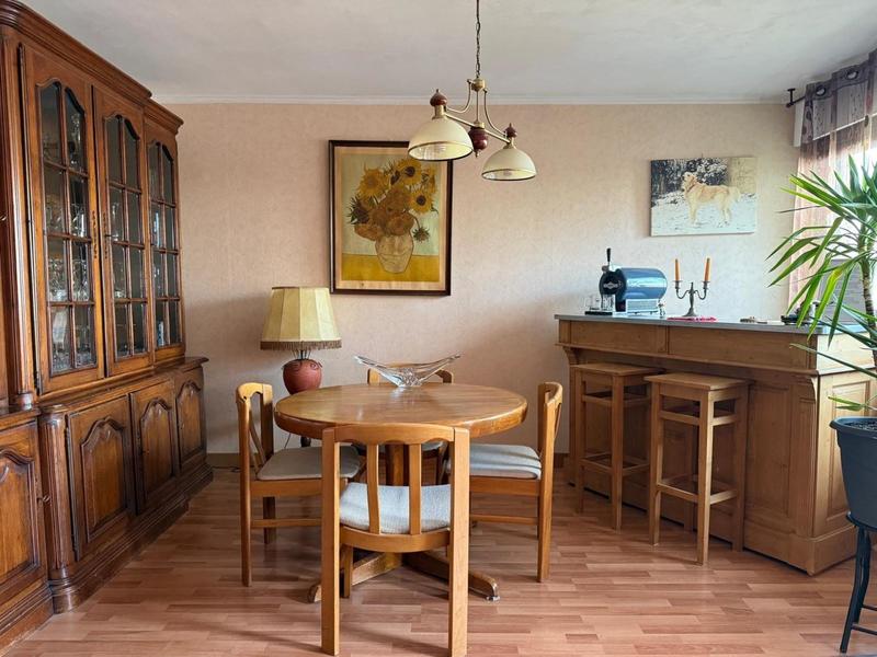 Appartement - 85 m² - 4 pièces