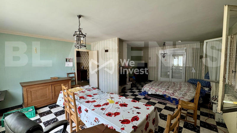 Maison - 120 m² - 9 pièces