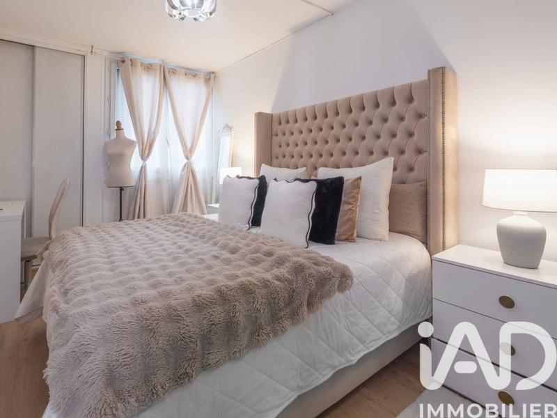 Appartement - 84 m² - 4 pièces