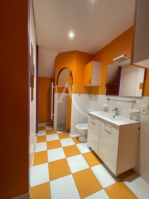 Maison - 170 m² - 7 pièces