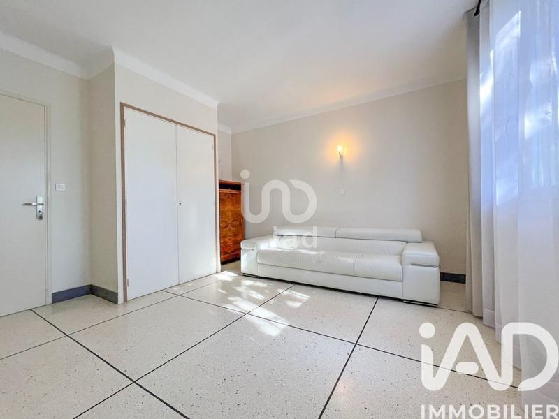 Maison - 167 m² - 6 pièces