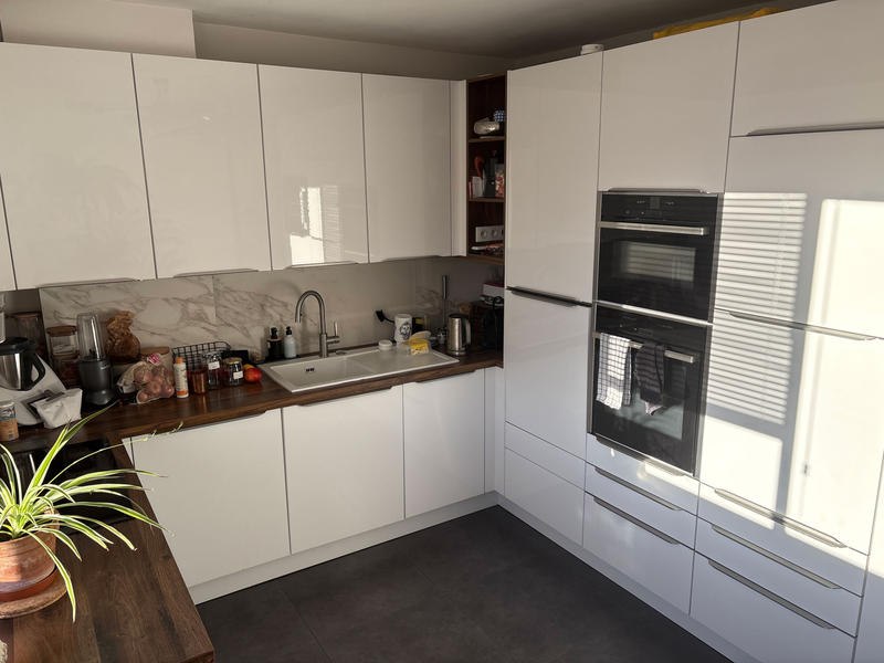 Appartement - 94 m² - 4 pièces