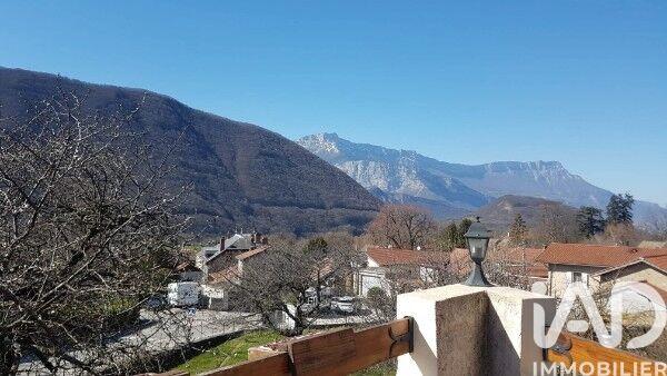 Maison - 81 m² - 5 pièces