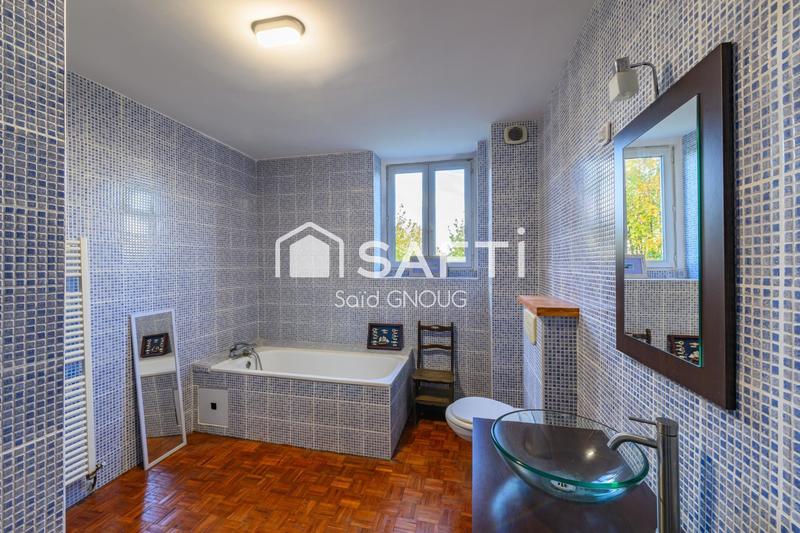 Maison de ville - 173 m² - 8 pièces