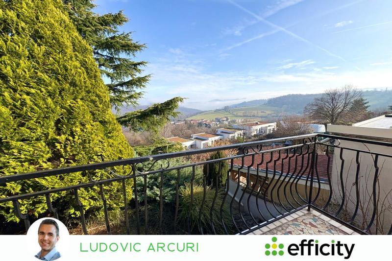 Maison - 157 m² - 7 pièces