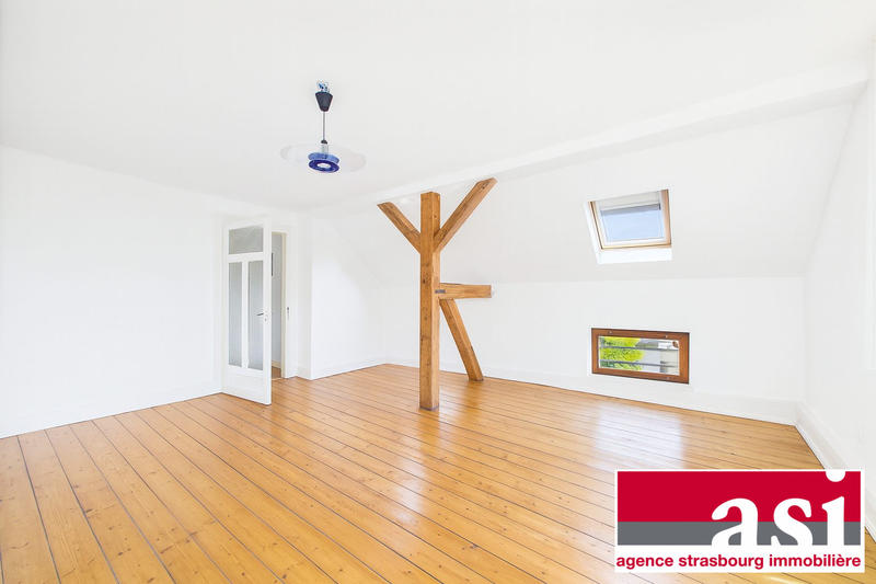 Maison - 342 m² - 13 pièces