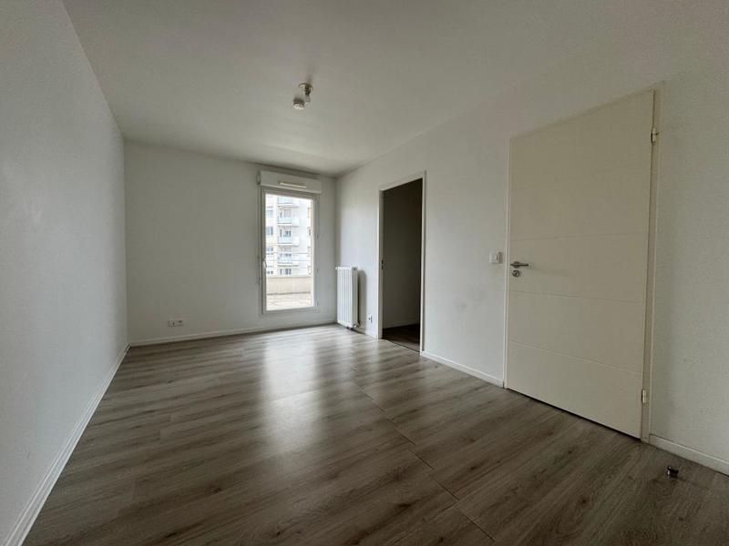 Appartement - 106 m² - 5 pièces