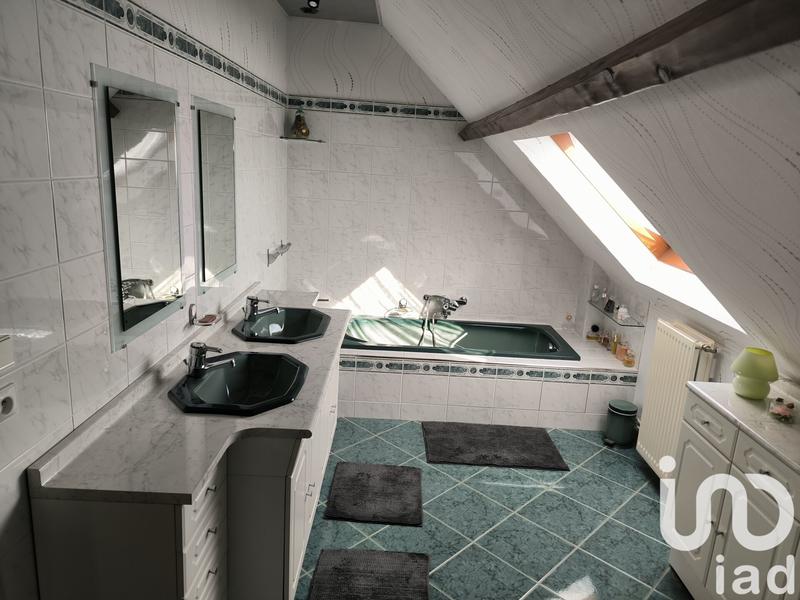 Maison - 142 m² - 6 pièces