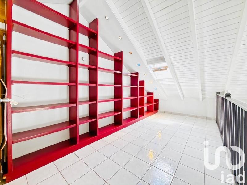 Maison - 200 m² - 6 pièces