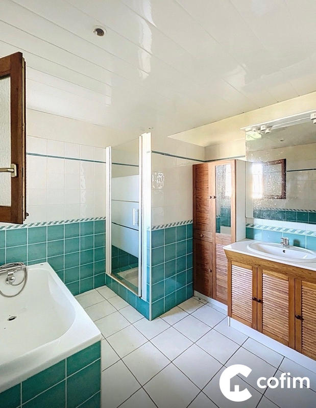 Maison - 161 m² - 6 pièces