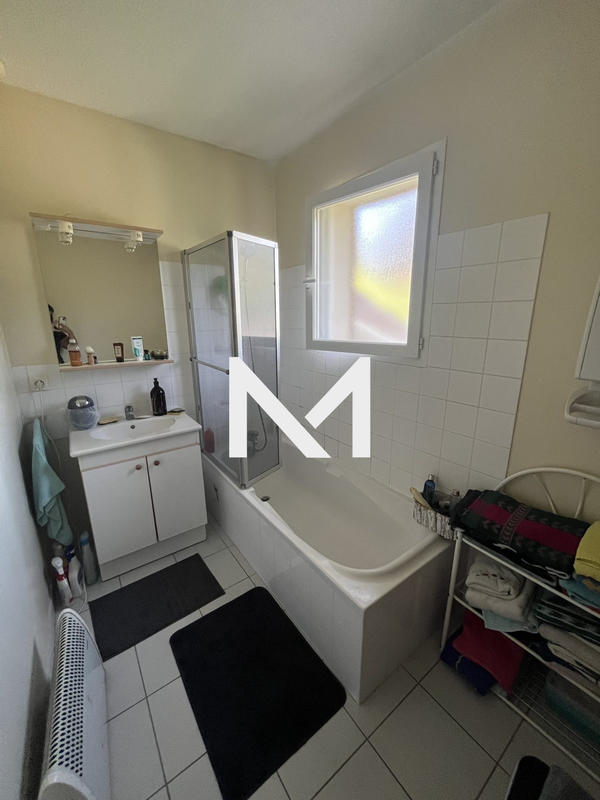 Maison - 96 m² - 4 pièces