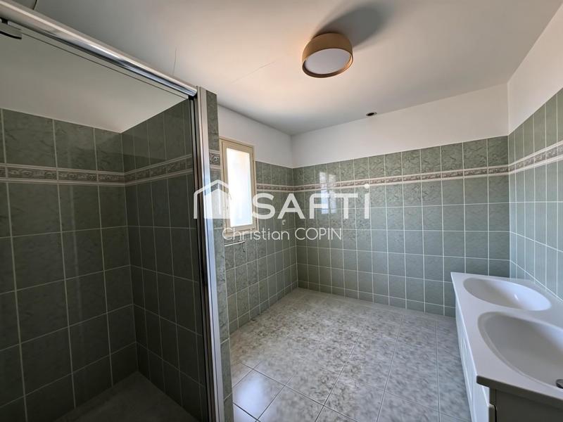 Maison - 239 m² - 8 pièces