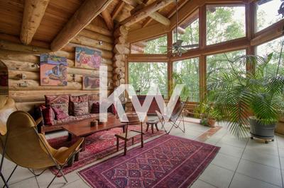 Maison - 260 m² - 8 pièces