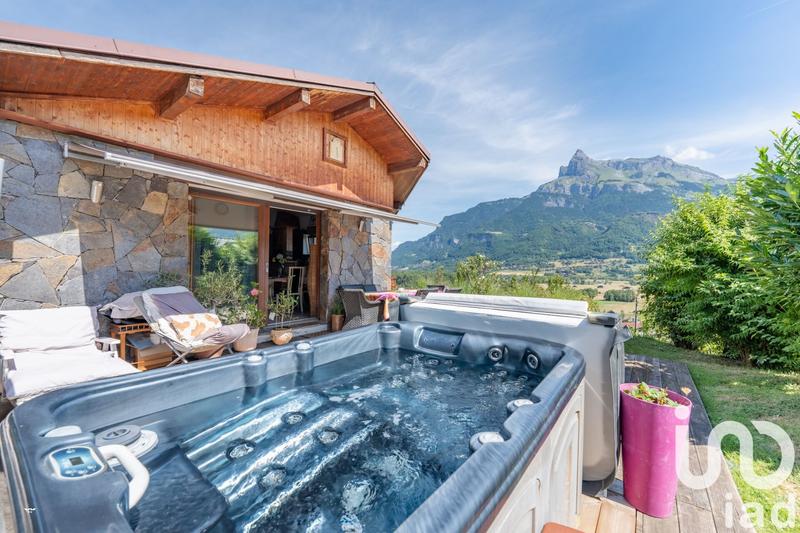 Châlet - 133 m² - 4 pièces