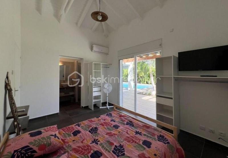 Villa - 143 m² - 5 pièces