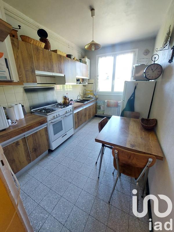 Maison - 180 m² - 8 pièces