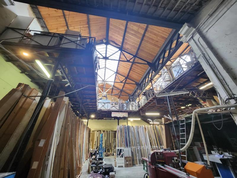 Entrepôt - 750 m² - 5 pièces