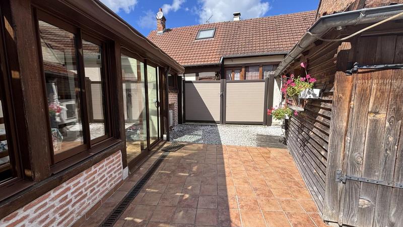 Maison - 183 m² - 6 pièces