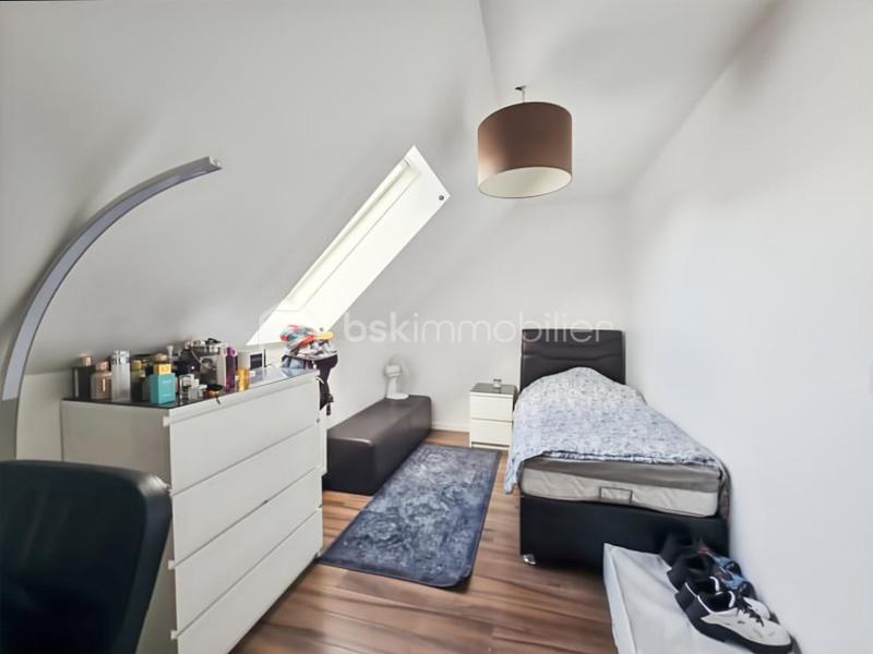 Maison - 108 m² - 7 pièces