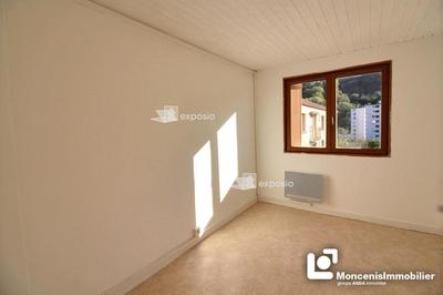 Appartement - 56 m² - 4 pièces