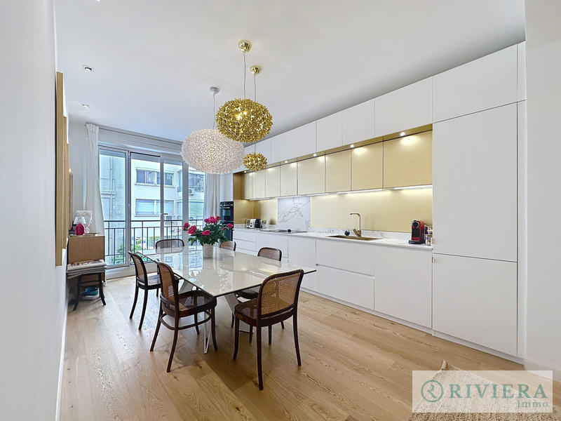 Appartement - 95 m² - 3 pièces