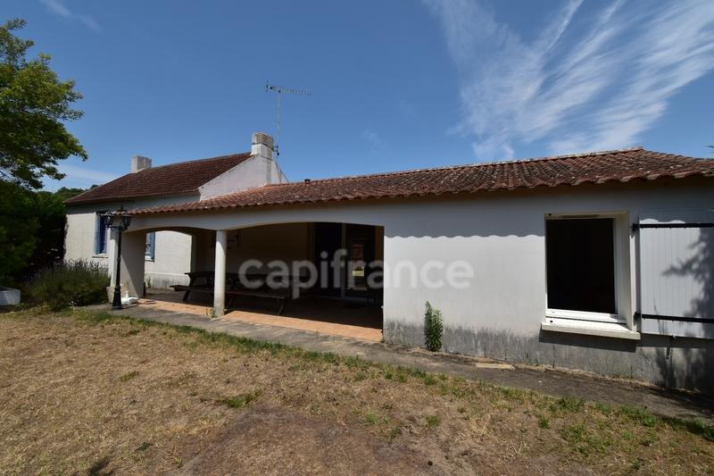 Maison - 141 m² - 10 pièces