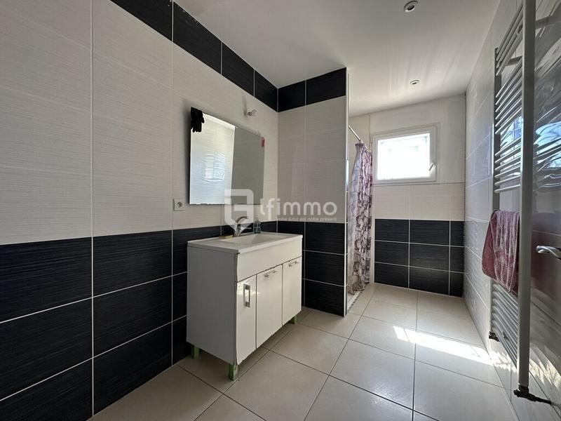 Maison - 166 m² - 4 pièces