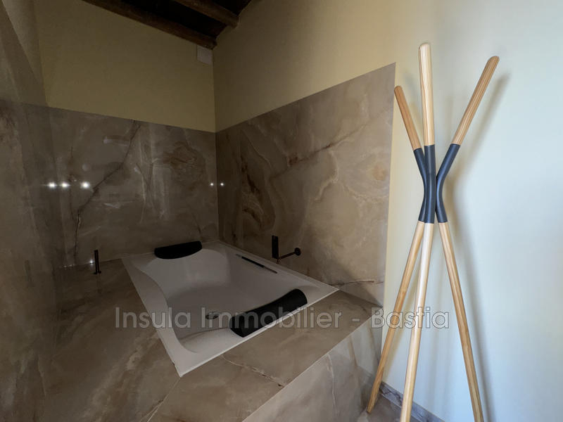 Duplex - 95 m² - 3 pièces