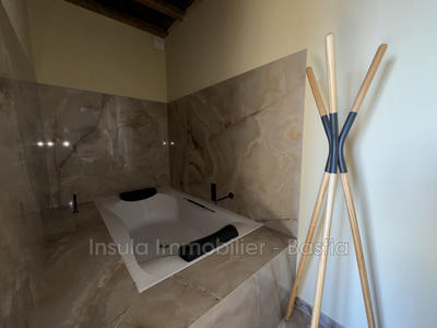 Duplex - 95 m² - 3 pièces