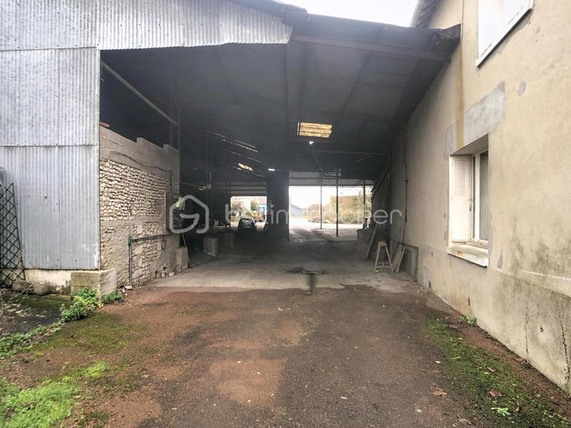 Maison - 241 m² - 6 pièces