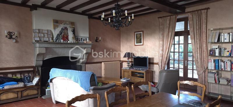 Corps de ferme - 201 m² - 8 pièces