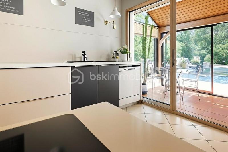 Maison - 143 m² - 6 pièces